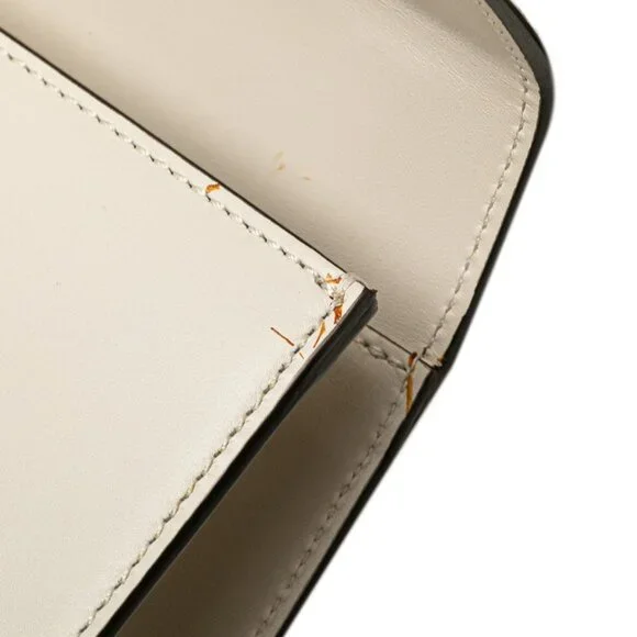 GUCCI Authentic White Leather Sylvie Shoulder Bag - Picture 4 of 10